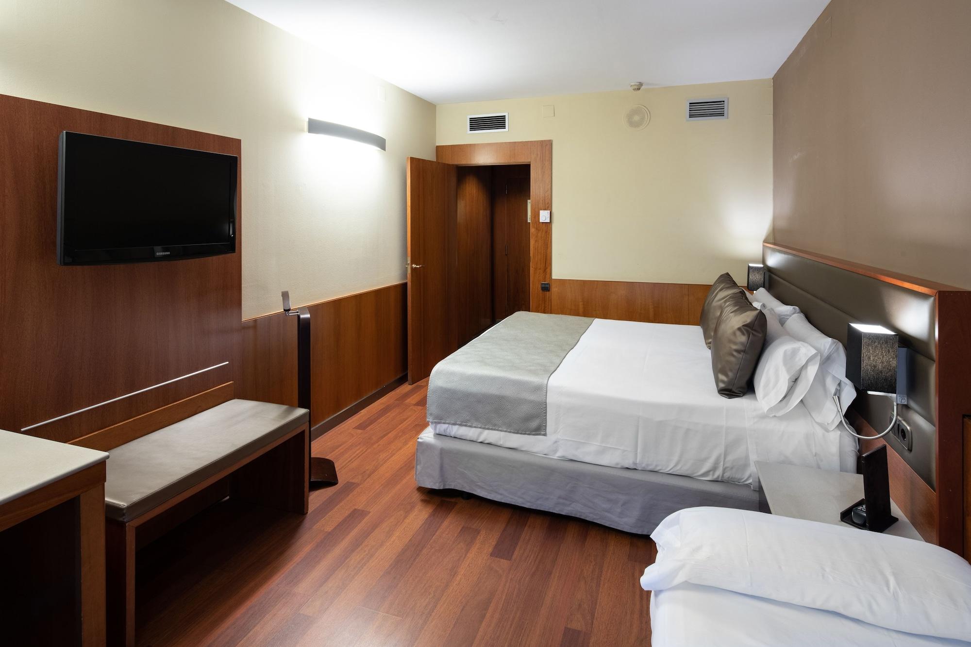 Catalonia Diagonal Centro Hotel Барселона Екстериор снимка